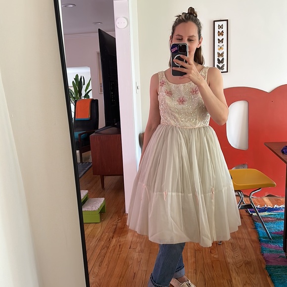 Vintage 1950s party dress - Picture 2 of 13